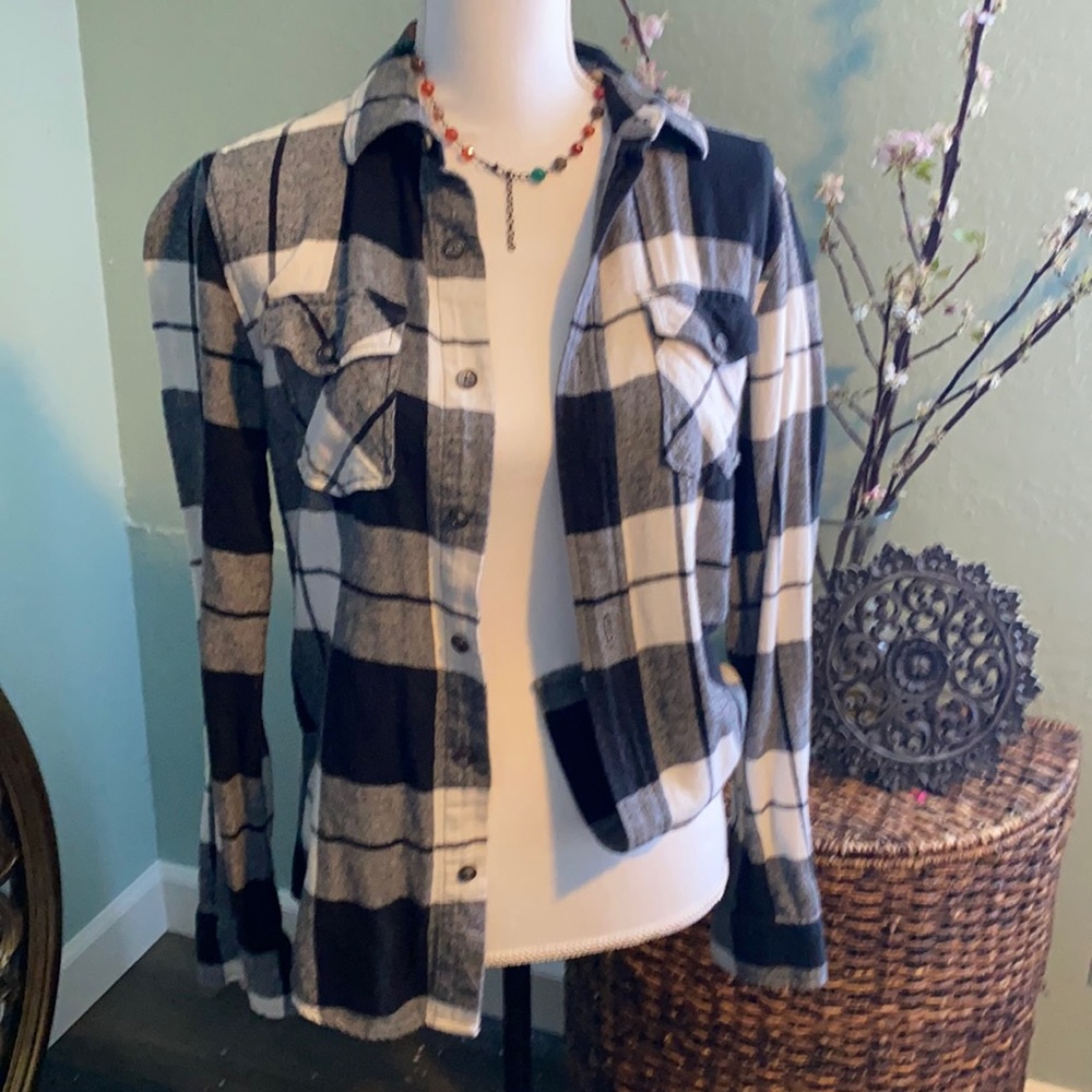 3/$20 Legendary Goods flannel button down.